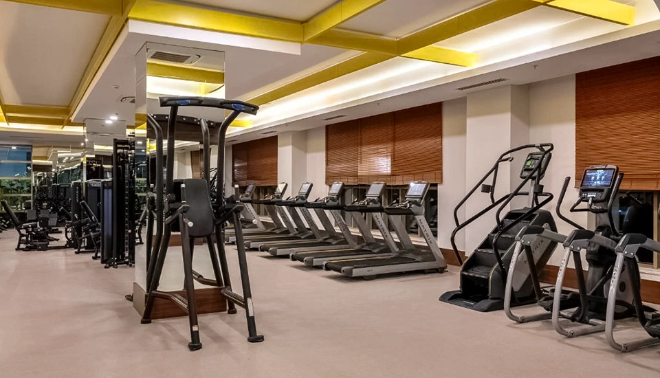 هتل سانیز افس رویال پالاس کوش آداسی